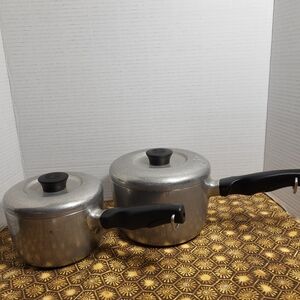 Vintage Wear Ever Heavy Aluminum Cooking Pots # 984 6C(1.5qt) and # 982 4C(1qt)